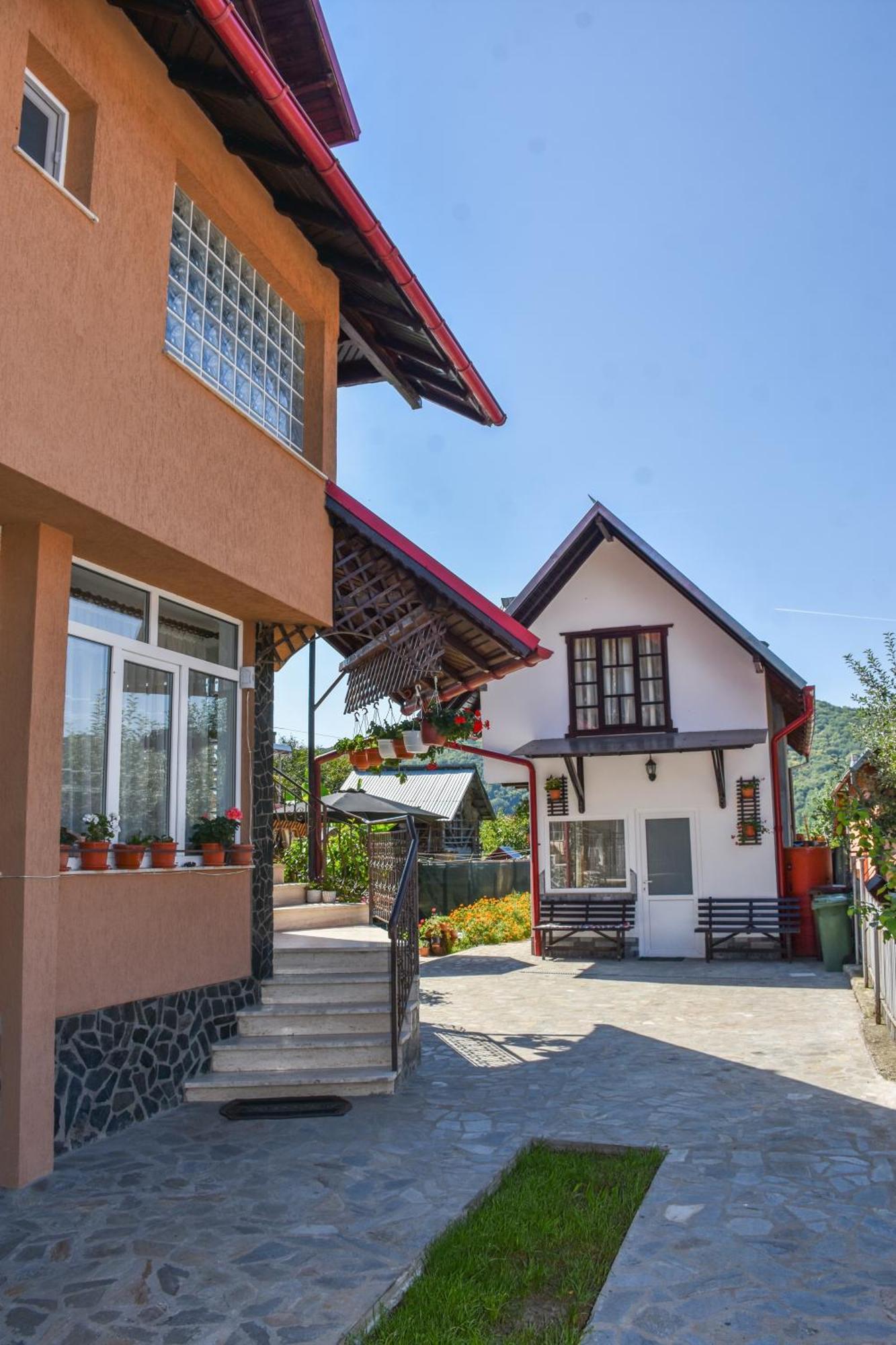 Casa Diana-Maria Leilighet Curtea de Argeş Eksteriør bilde